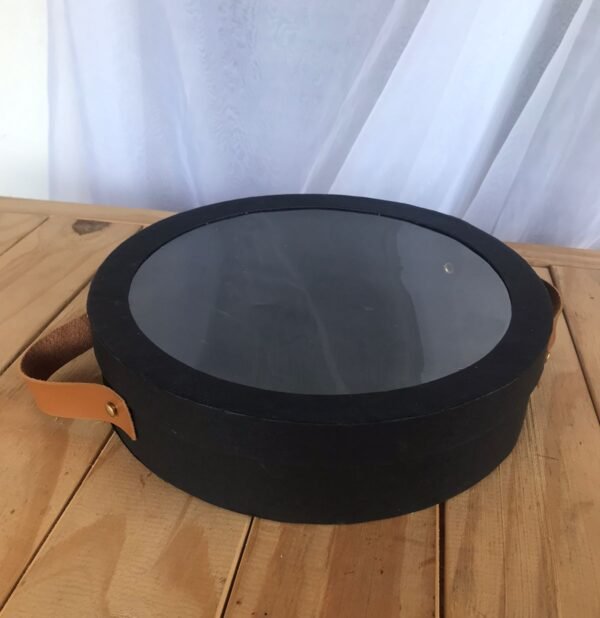Bandeja Cartonada Redonda com Visor e alça de couro sintético M